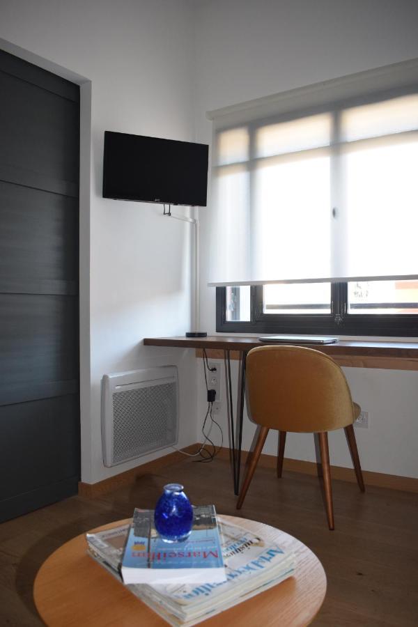 Bed and Breakfast Les Jasmins Marseillan  Exterior foto